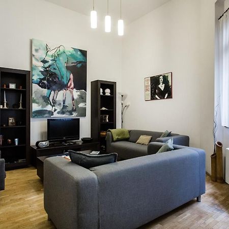 Family Suite By Heroes' Square Будапеща Екстериор снимка
